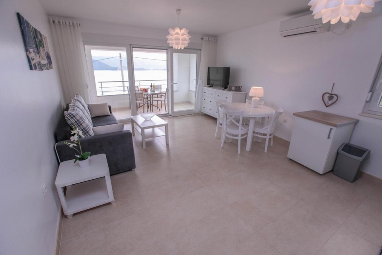 Apartments Zoya เคล็ค ภายนอก รูปภาพ