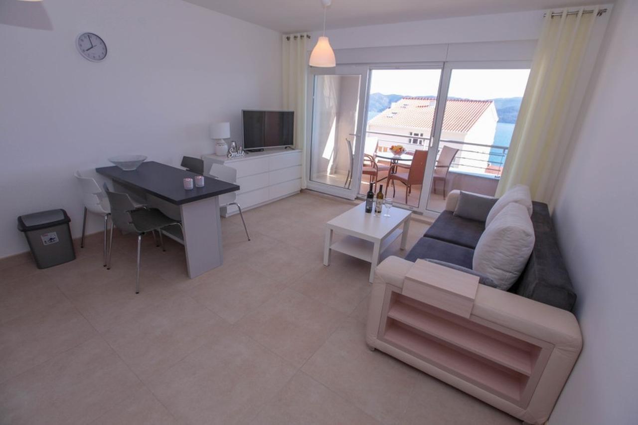 Apartments Zoya เคล็ค ภายนอก รูปภาพ