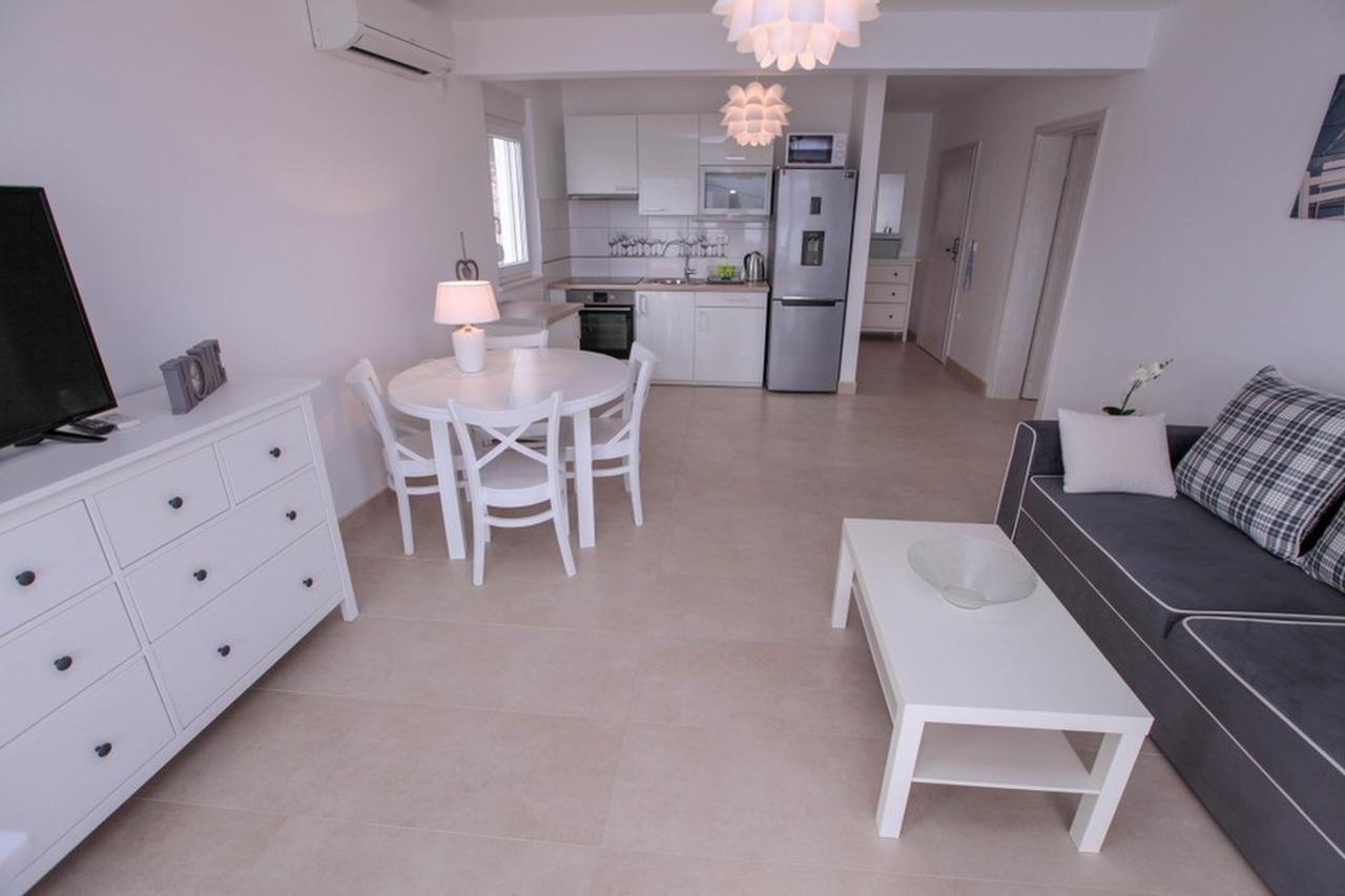 Apartments Zoya เคล็ค ภายนอก รูปภาพ